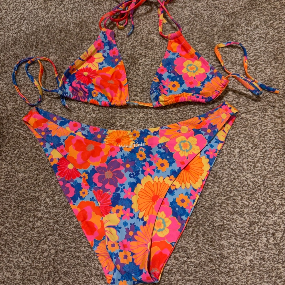 Kulani Kinis Floral Bikini Set
